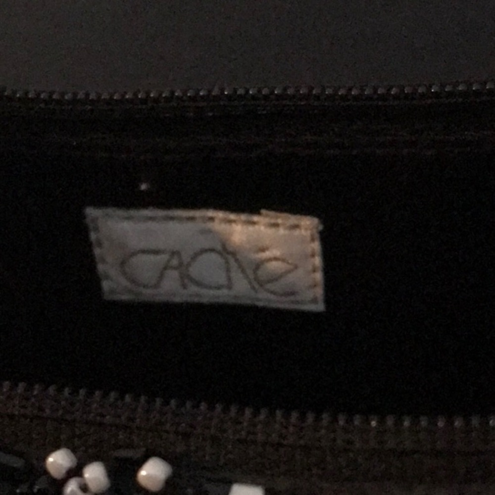 Cache beaded bag - Picture 2 of 3